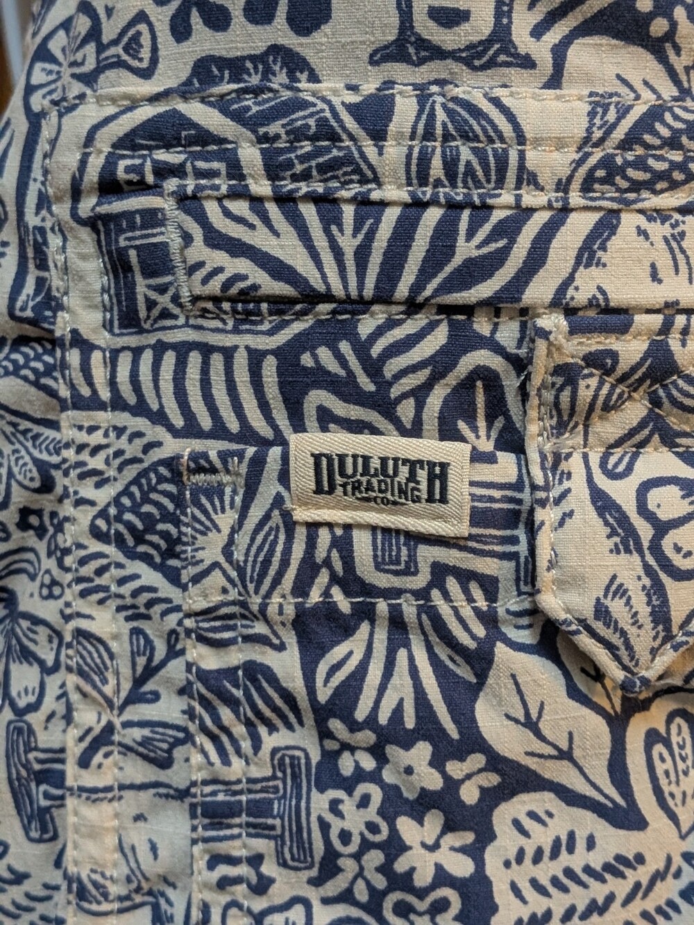Duluth Trading Co Women's XL Heirloom Gardening Bib Overalls Blue/White Farm - Picture 9 of 16